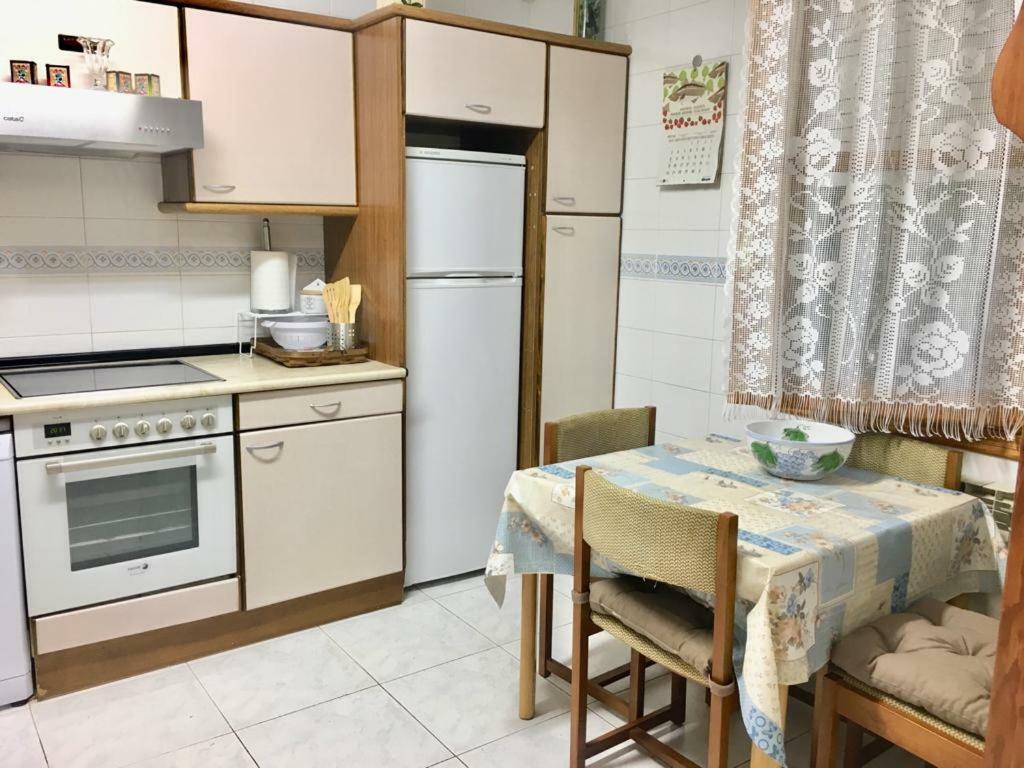 Preciosa Casa Independiente Con Piscina Cubierta Y Gran Jardin Privados هارو المظهر الخارجي الصورة